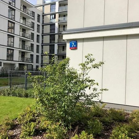 Near Chopin Airport With Parking Place Apartment Warsaw